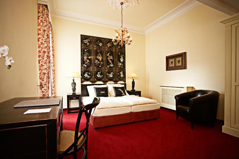 Comfort Double Room image 3