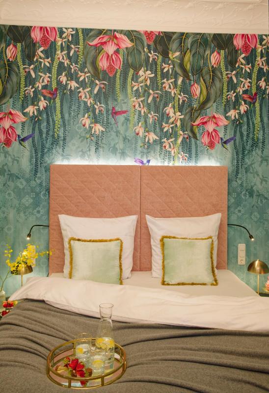 Deluxe Double Room with Shower image 4