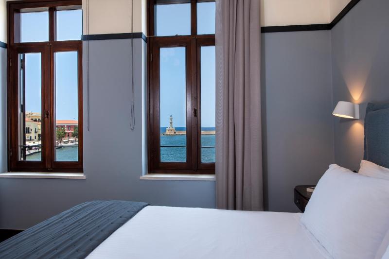 Mosaic Venetian Harbour Suites - image 4