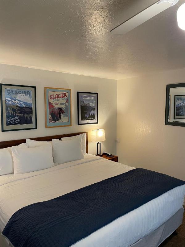 Junior Suite with Lake View image 1