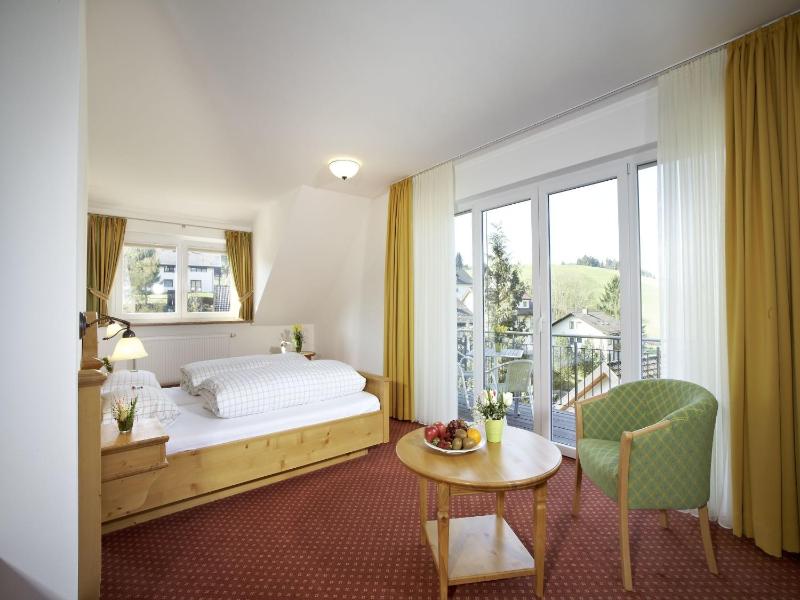 Double Room image 2