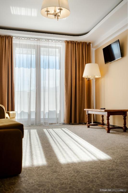 Suite image 4
