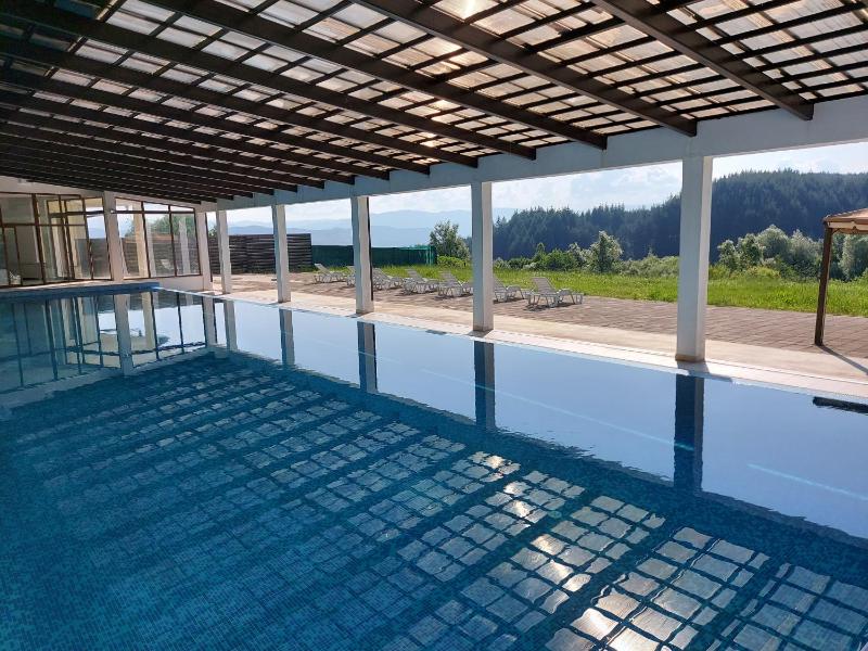 Three-Bedroom Villa image 4
