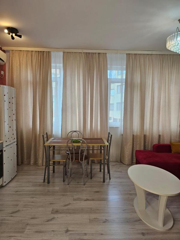 One-Bedroom Apartment - Ground Floor image 3