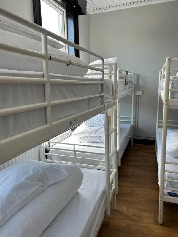 Bed in 6-Bed Mixed Dormitory Room image 4