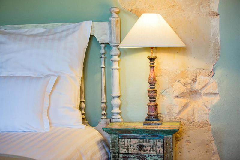 Double Room image 3