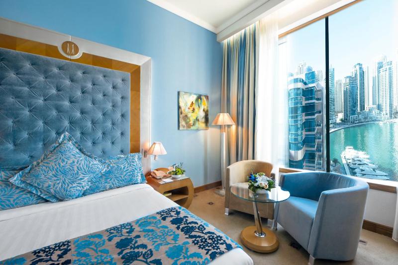 Deluxe Double Room image 3