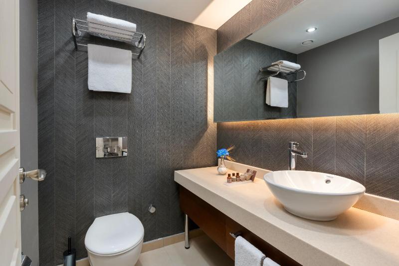 Suite image 3