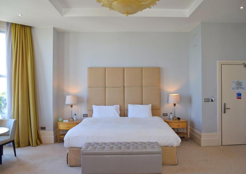 Junior Suite with Sea View image 1