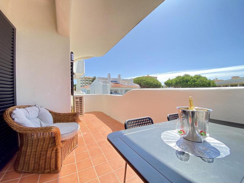 Vilamoura Twins 2 With Pool by Homing - image 25