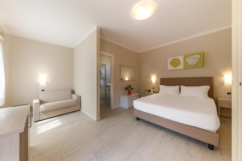 Triple Room image 4