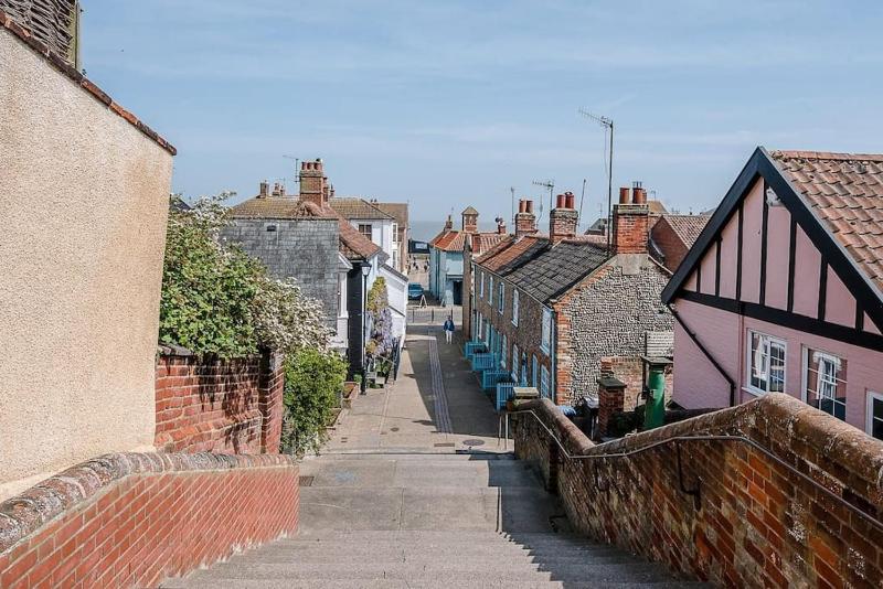 Swn-y-Don Aldeburgh - image 15