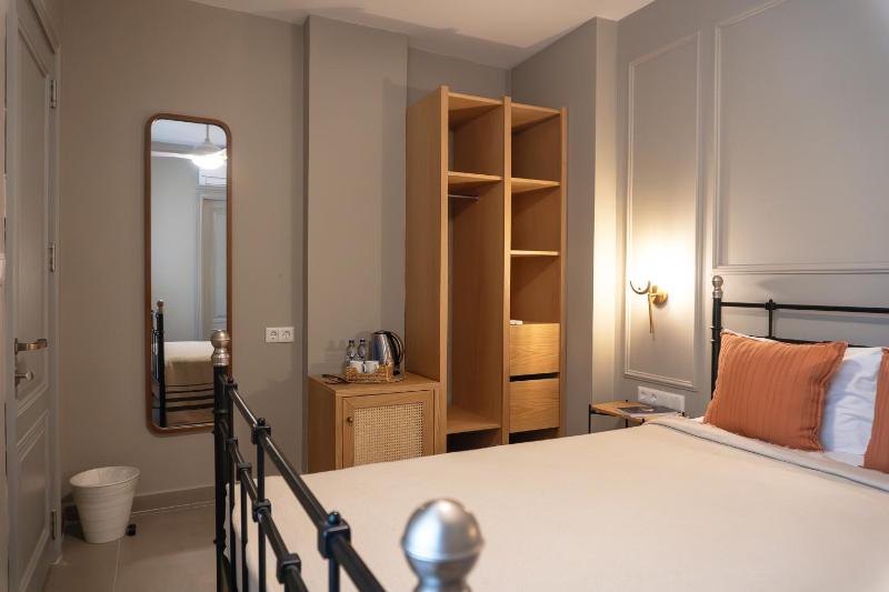 Budget Double Room image 1