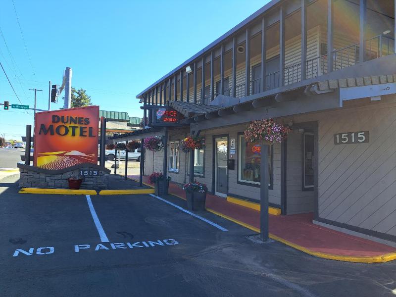 Dunes Motel - Bend - image 41