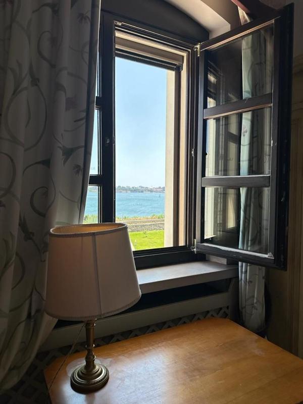Suite with Sea View image 3