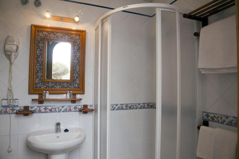 Single Room image 1