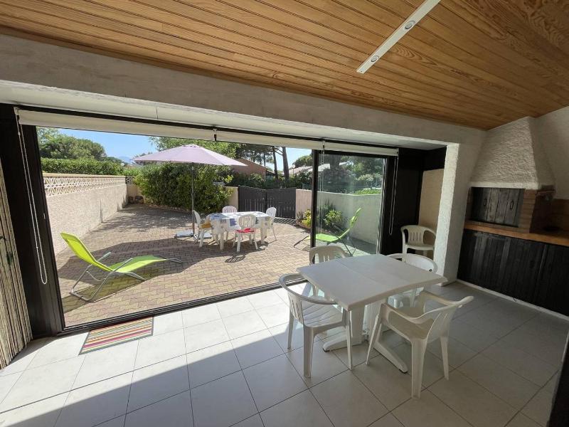 Jolie Villa 3 Pièces avec Véranda Terrasse Parking Sécurisé et Animaux Admis à Saint-Cyprien - FR-1-106-68 - image 17