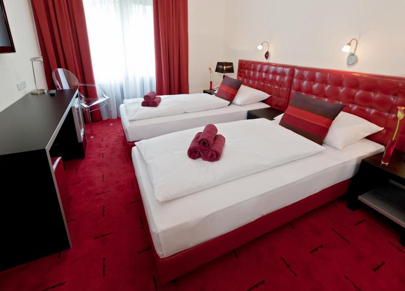 Hotel Esplanade - image 14