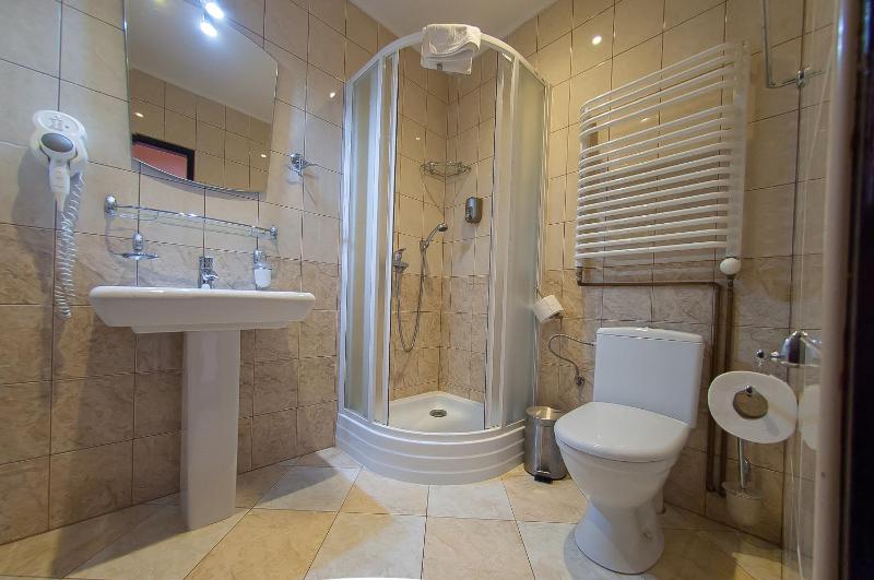 Standard Double or Twin Room image 2