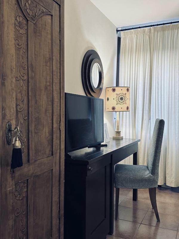 Double Room image 1