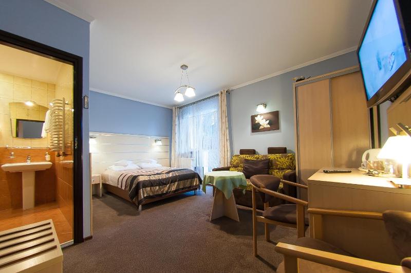 Double Room with Sofa Bed image 3