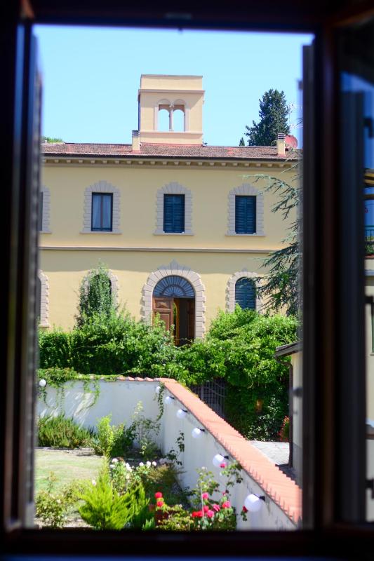Double or Twin Room with Garden View image 4