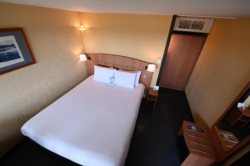 Double Room with One Double Bed image 1