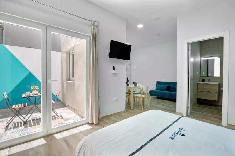 Umihouse apartamentos centro Alicante - image 27