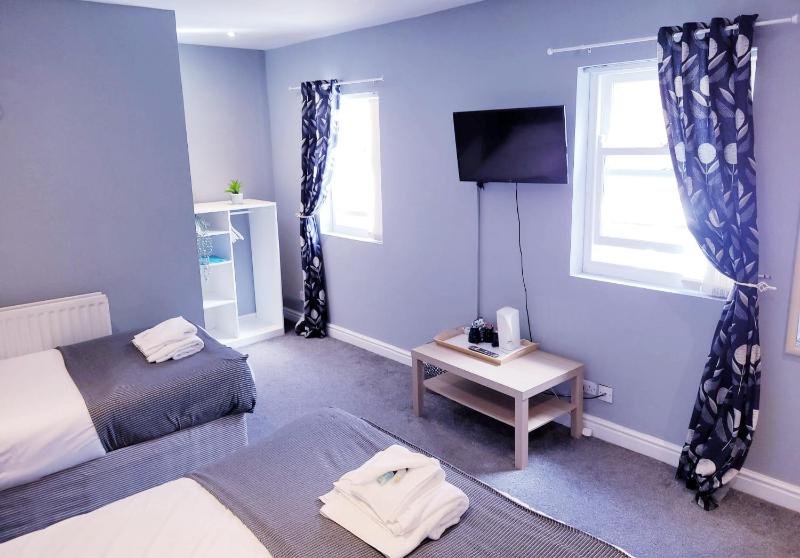 Family Double Room image 4