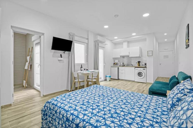 Umihouse apartamentos centro Alicante - image 40