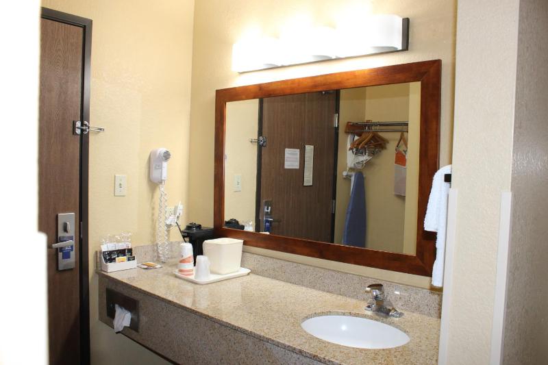 Double Room with Two Double Beds - Non-Smoking image 2
