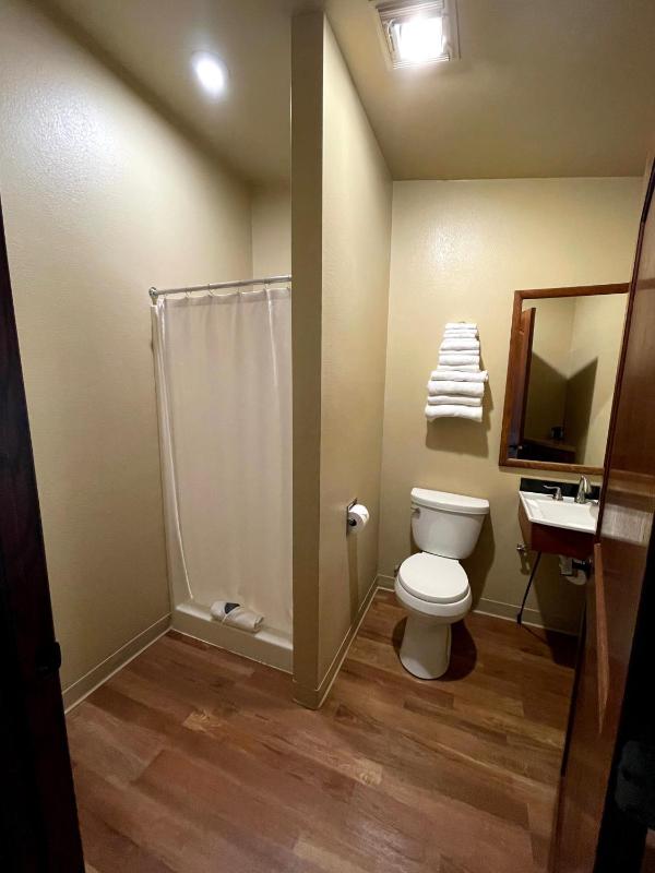 Double Room image 4
