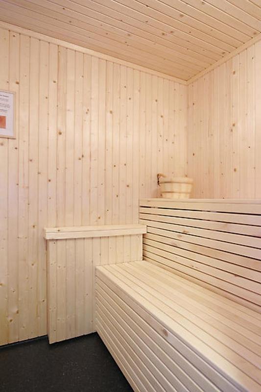 Three-Bedroom Apartment (8 Adults) image 2