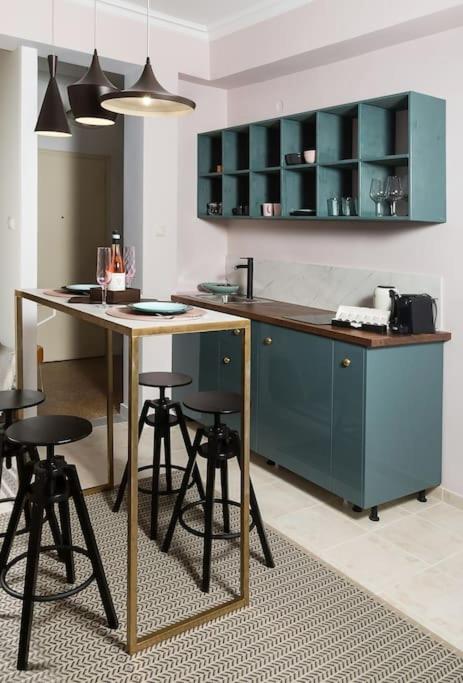 Bright & Gentle Apartment - image 13
