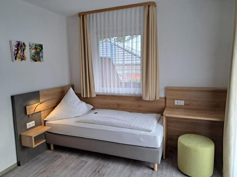 Single Room image 1