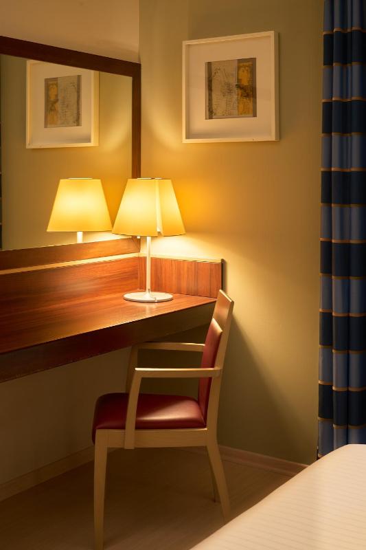 Superior Double Room image 4