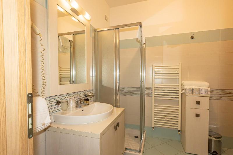 One-Bedroom Apartment (4 Adults) image 1