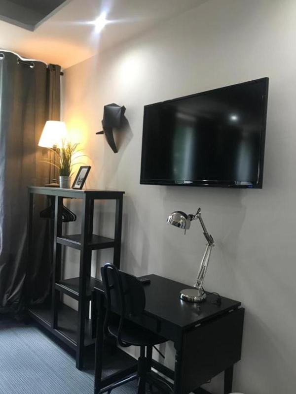 Quadruple Room with Shower image 2