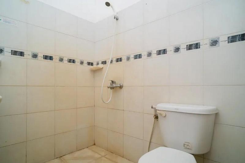 Puri Saras Bintaro Syariah Mitra RedDoorz - image 16