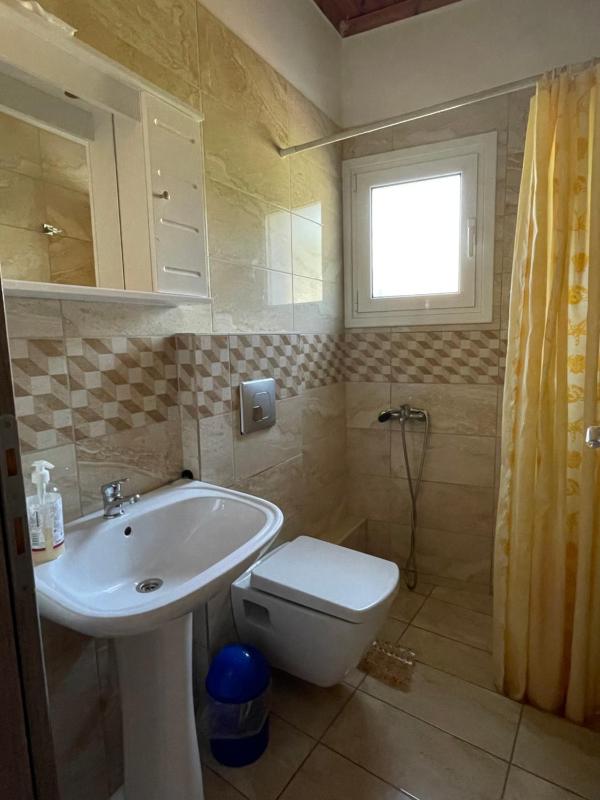 Three Bedroom Apartment with Terrace image 3