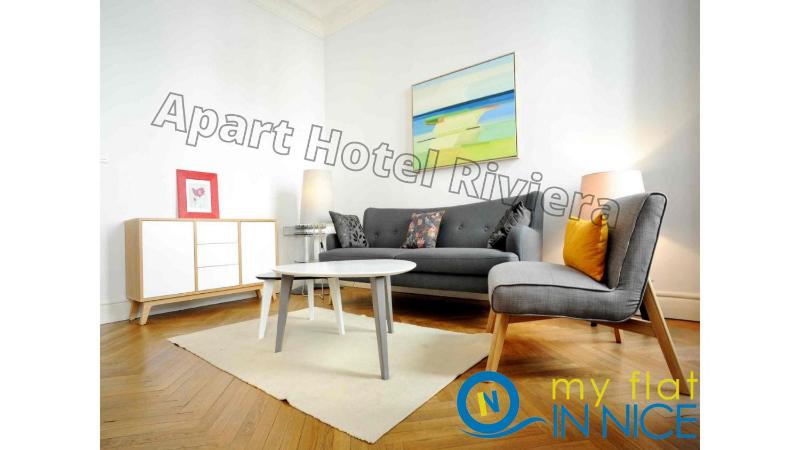 ApartHotel Riviera - 2 minutes de la plage - Exceptionnel 2 chambres AC - BALCON MEYERBEER 1 - image 7