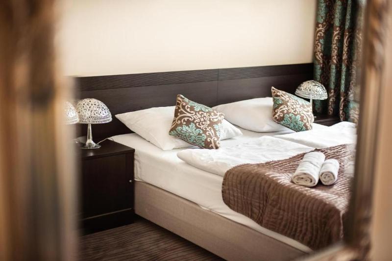 Apartment image 3