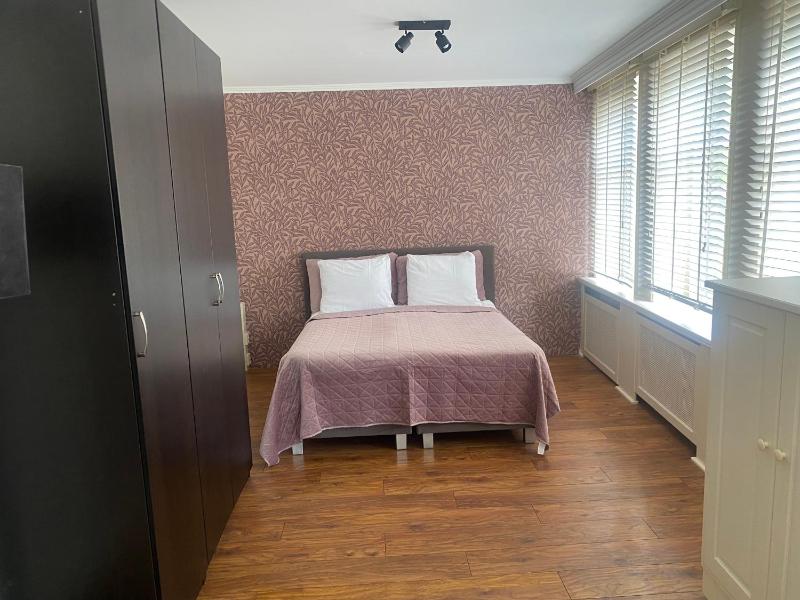 Deluxe Family Room image 2