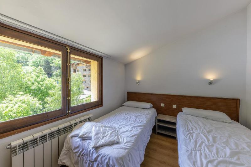 Apartment with Mountain View (4 Adults) image 3