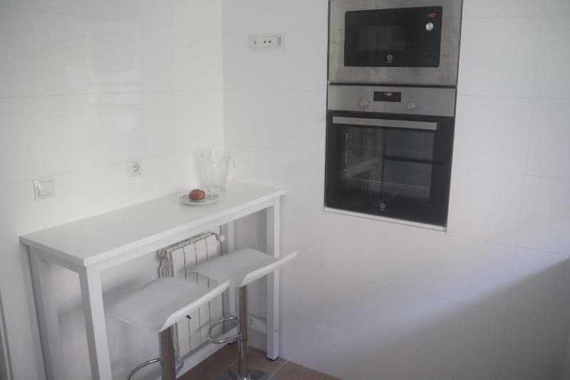 Piso céntrico con garaje privado gratis - image 19