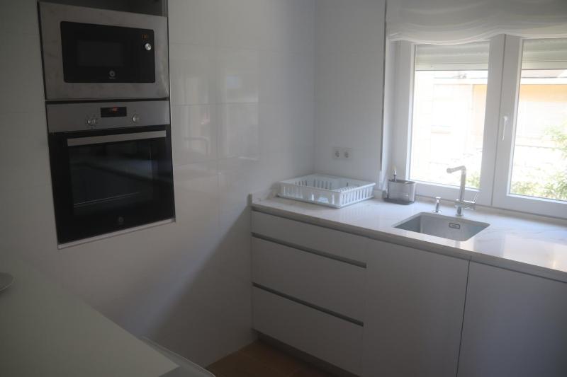 Piso céntrico con garaje privado gratis - image 16