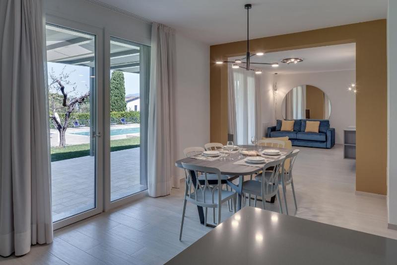 Two Bedroom Deluxe Apartment image 1