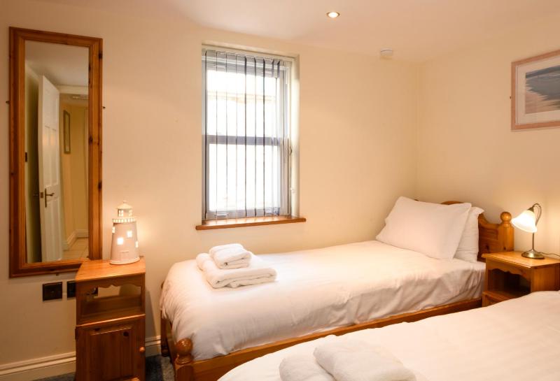 Two-Bedroom Apartment with Sea View image 3