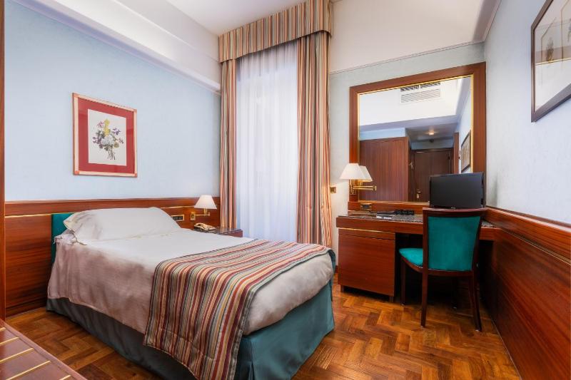 Single Room image 1