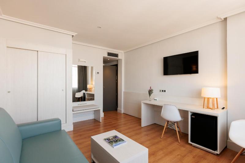 Junior Suite image 4